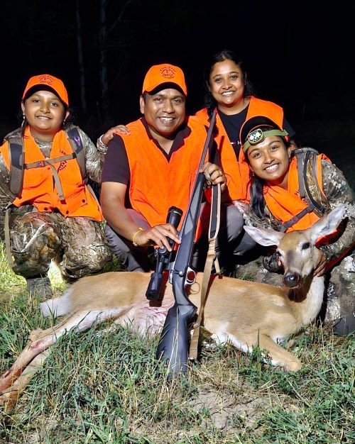 The Manney family with Yuthica’s first deer.